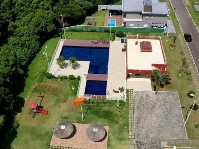 Terreno com 375m², à venda, no bairro São João do Rio Vermelho em Florianópolis
