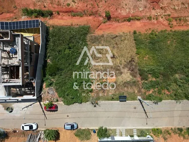 Terreno com 300m², à venda, no bairro Aeroporto em Cachoeiro De Itapemirim