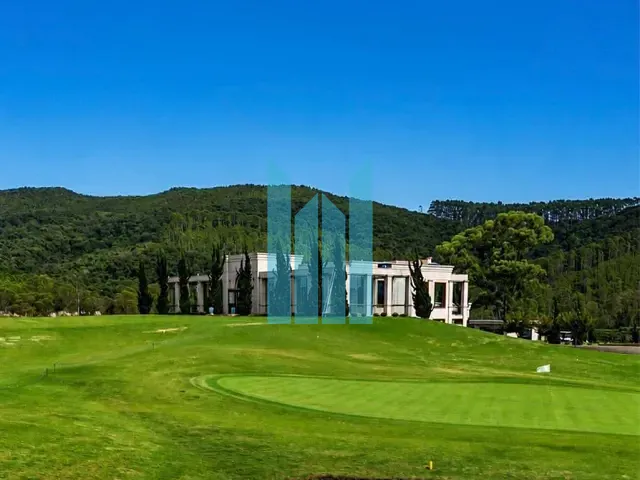 Terreno com 735m², à venda, no bairro Serras Altas Golf Estate em Poços de Caldas