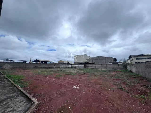 Terreno com 2240m², à venda, no bairro Zona Industrial (Guará) em Brasília