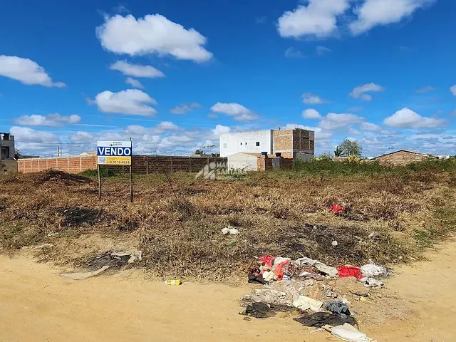 Terreno com 280m², à venda, no bairro Jatobá em Vitória da Conquista