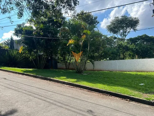 Terreno com 1785m², à venda, no bairro Chácara das Paineiras em Carapicuíba