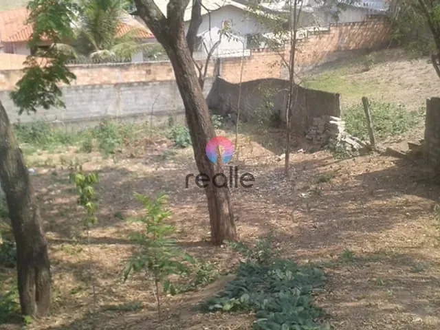Terreno com 360m², à venda, no bairro Ouro Preto em Belo Horizonte
