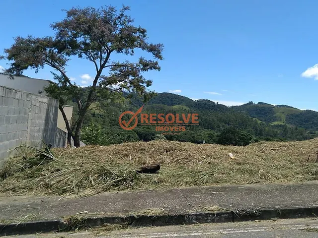 Terreno com 250m², à venda, no bairro Jardim Dulce em Guararema