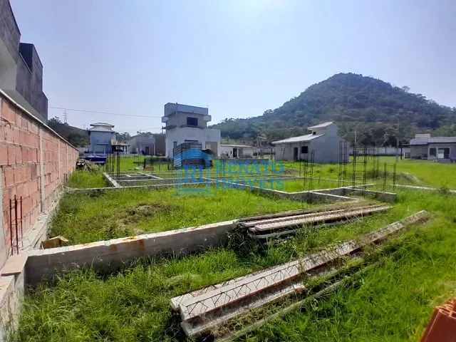 Terreno com 216m², à venda, no bairro Pindobas em Maricá