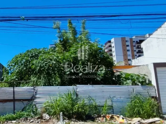Terreno com 288m², à venda, no bairro São Francisco em Ilhéus