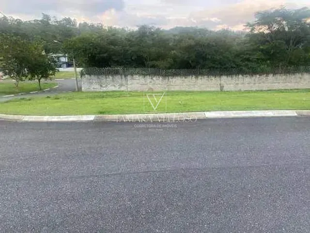 Terreno com 417m², à venda, no bairro Residencial Veneza I em Mogi das Cruzes