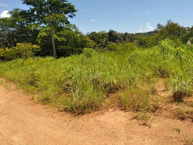 Terreno com 2060m², à venda, no bairro Mansões 1 em Rio Quente