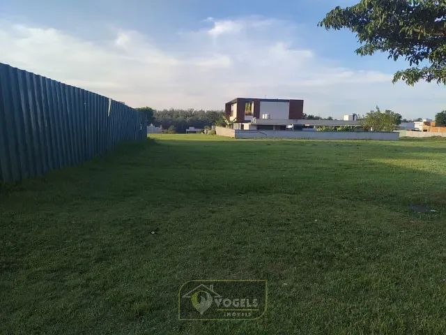 Terreno com 828m², à venda, no bairro Residencial Haras Patente em Jaguariúna