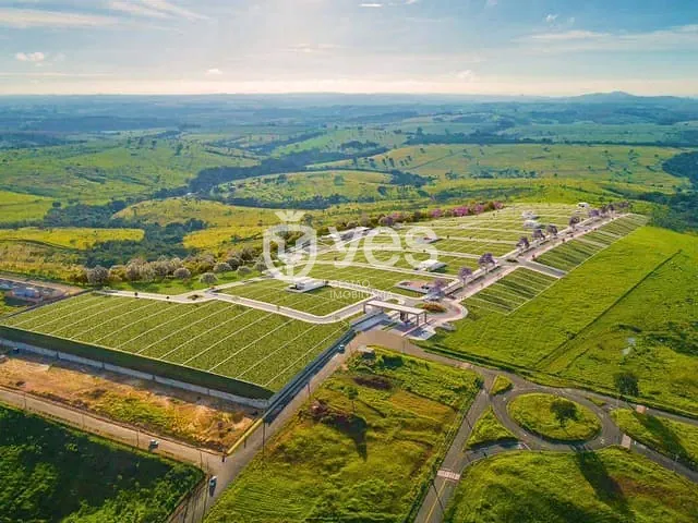 Terreno com 380m², à venda, no bairro Jardim Europa V em Araxá