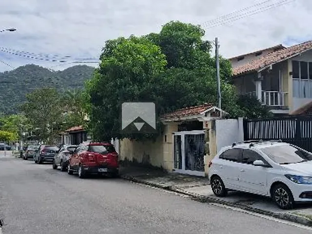 Terreno com 180m², à venda, no bairro Maravista em Niterói