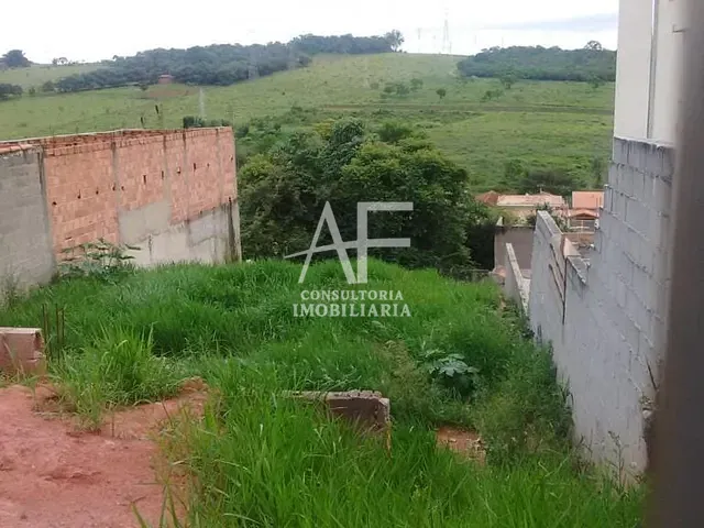 Terreno com 390m², à venda, no bairro Residencial Estoril em Taubaté