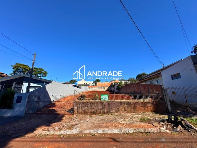 Terreno com 396m², à venda, no bairro Centro em Apucarana
