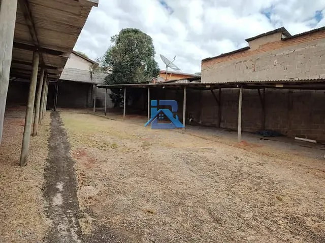Terreno com 356m², à venda, no bairro Bairro do Engenho em Itatiba