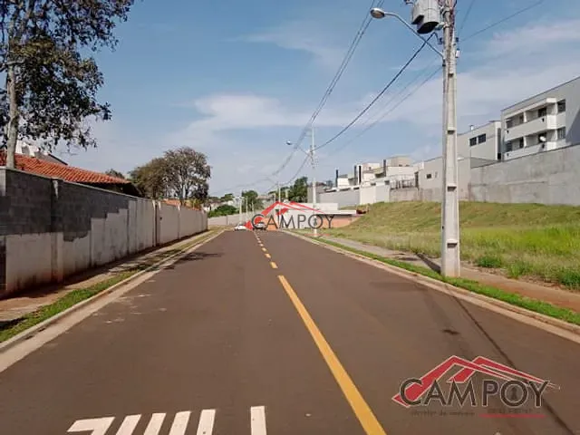 Terreno com 395m², à venda, no bairro Vila Martins em Apucarana