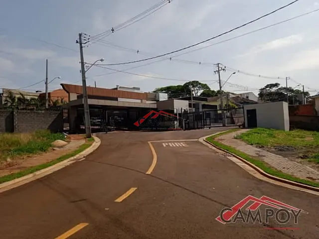 Terreno com 395m², à venda, no bairro Vila Martins em Apucarana