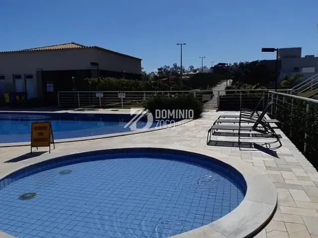 Terreno com 300m², à venda, no bairro Estância dos Ipês em Uberaba