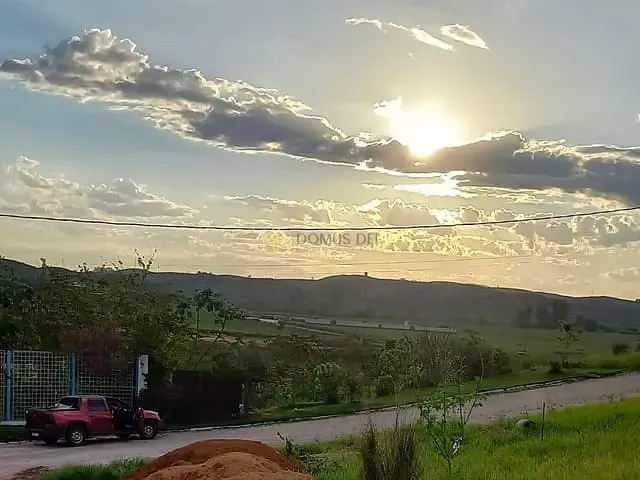 Terreno com 385m², à venda, no bairro Bela Vista em Resende