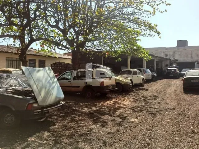 Terreno com 600m², à venda, no bairro Centro em Rolândia