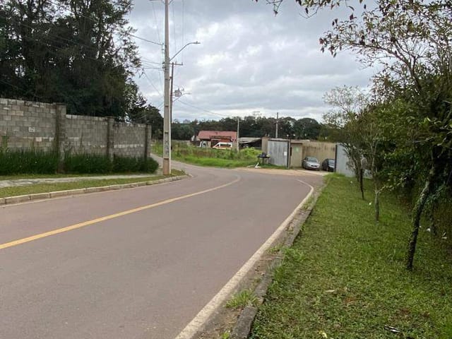Terreno com 311m², à venda, no bairro Colônia Rio Grande em São José dos Pinhais