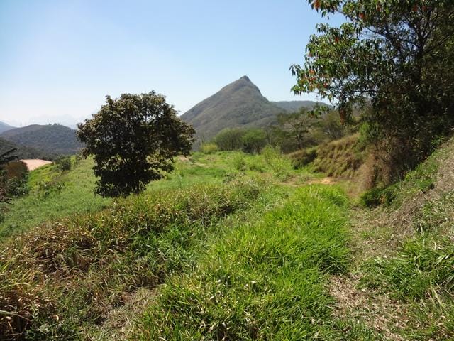 Terreno à venda, no bairro Itaipava em Petrópolis