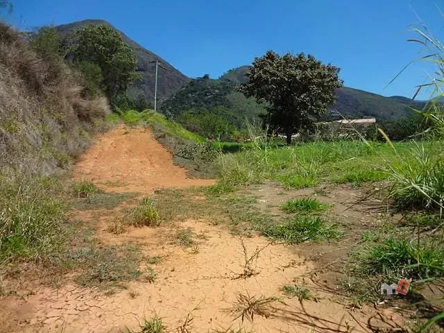 Terreno à venda, no bairro Itaipava em Petrópolis
