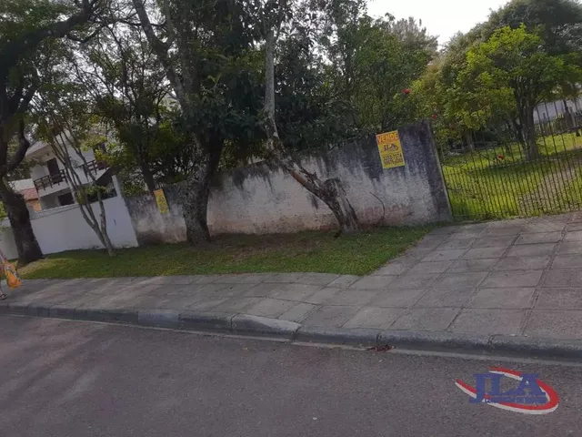 Terreno à venda, no bairro Santa Cândida em Curitiba