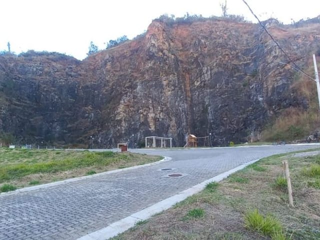 Foto do Terreno - Terreno à venda 256.13M², Nossa Senhora de Fátima, Itajubá - MG | MOHALLEM e LOPES CORRETAGEM E ADMINISTRACAO DE IMOVEIS LTDA