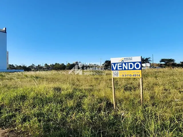 Terreno com 432m², à venda, no bairro Candeias em Vitória da Conquista