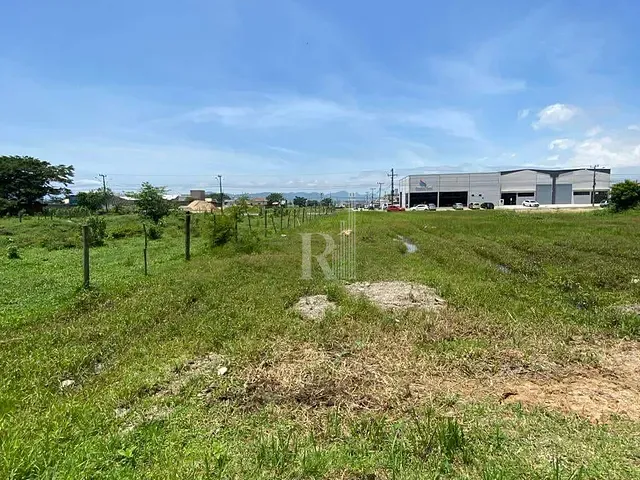 Terreno com 390m², à venda, no bairro Universitário em Tijucas