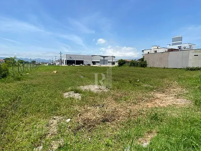 Terreno com 390m², à venda, no bairro Universitário em Tijucas