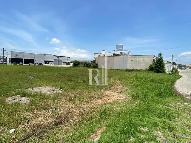 Terreno com 390m², à venda, no bairro Universitário em Tijucas