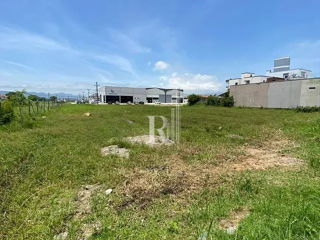 Terreno com 390m², à venda, no bairro Universitário em Tijucas