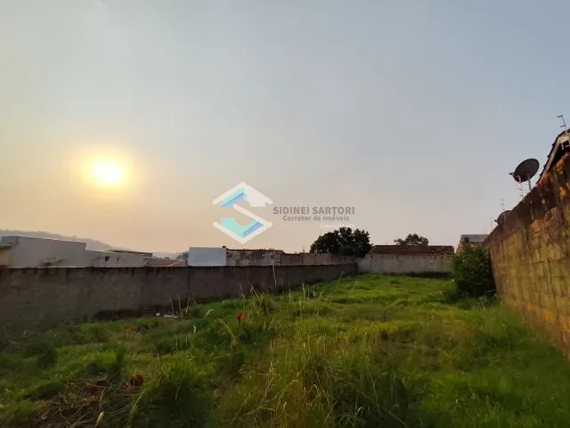 Terreno com 420m², à venda, no bairro Jardim Europa em Jacarezinho