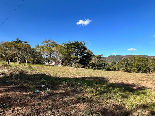 Terreno com 600m², à venda, no bairro Esplanada do Rio Quente em Rio Quente