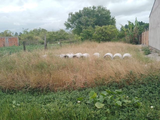 Terreno com 200m², à venda, no bairro Três Vendas em Pelotas