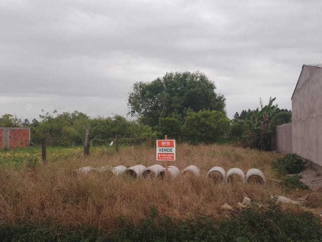 Terreno com 200m², à venda, no bairro Três Vendas em Pelotas