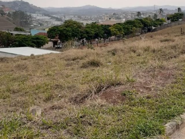 Terreno com 250m², à venda, no bairro Colinas da Mantiqueira  em Cambuí