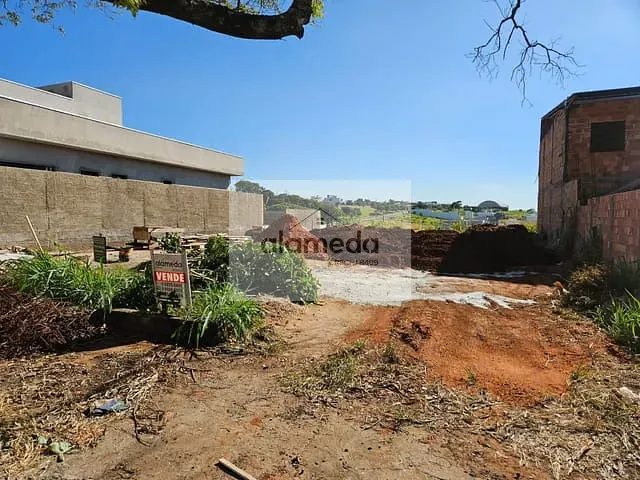 Terreno com 465m², à venda, no bairro NOVA JACREZINHO em Jacarezinho
