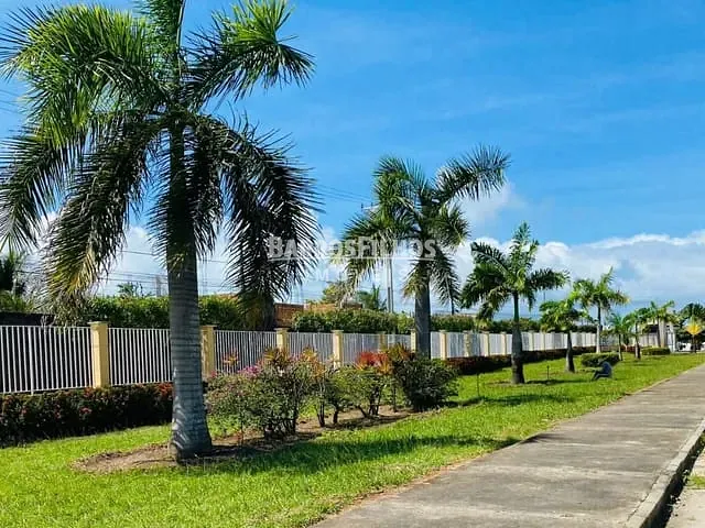 Terreno com 250m², à venda, no bairro São José dos Náufragos em Aracaju