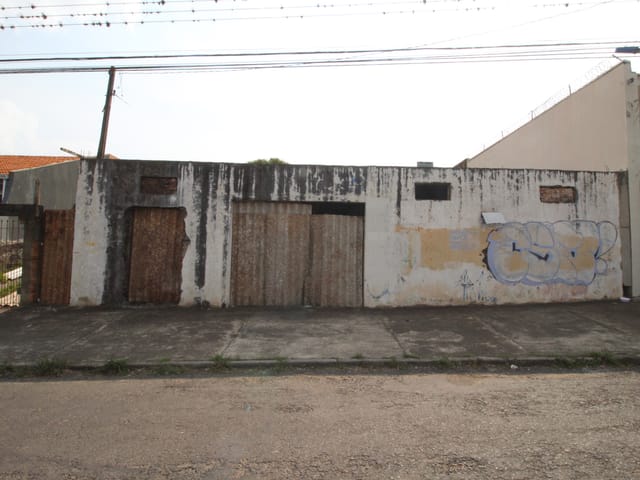 Terreno à venda, no bairro Olarias em Ponta Grossa