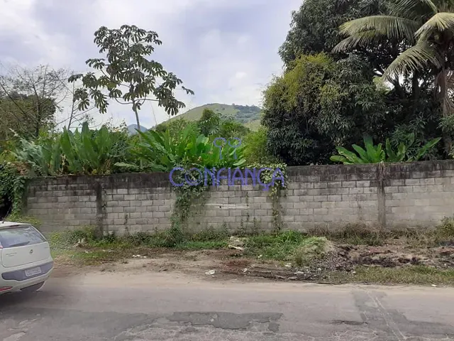 Terreno com 1421m², à venda, no bairro Senador Camará em Rio de Janeiro