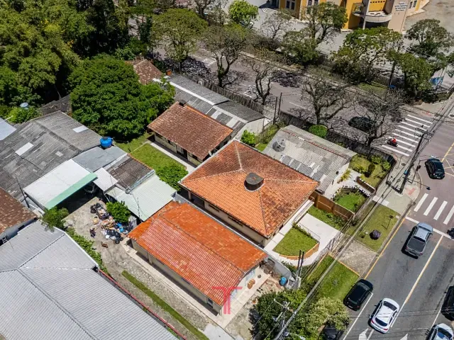 Terreno com 480m², à venda, no bairro Capão Raso em Curitiba