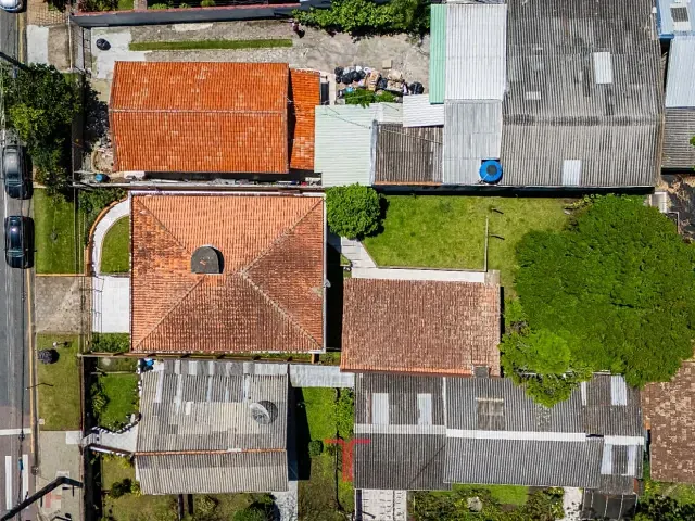 Terreno com 480m², à venda, no bairro Capão Raso em Curitiba