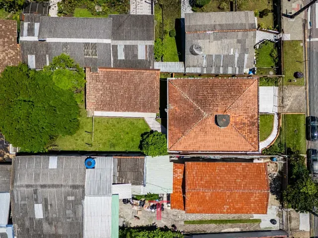Terreno com 480m², à venda, no bairro Capão Raso em Curitiba