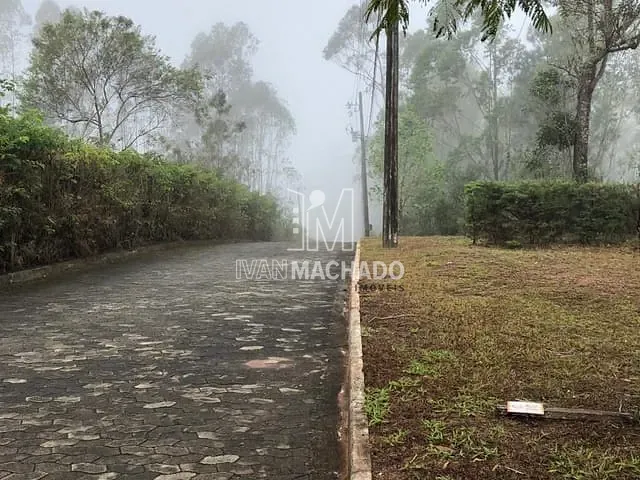 Terreno com 1840m², à venda, no bairro Pedra Azul em Domingos Martins