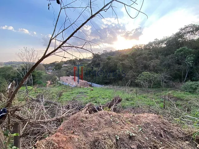 Terreno com 415m², à venda, no bairro Jardim Paulista em Atibaia