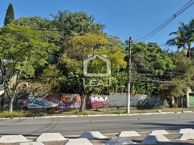 Terreno com 760m², à venda, no bairro Morumbi em São Paulo