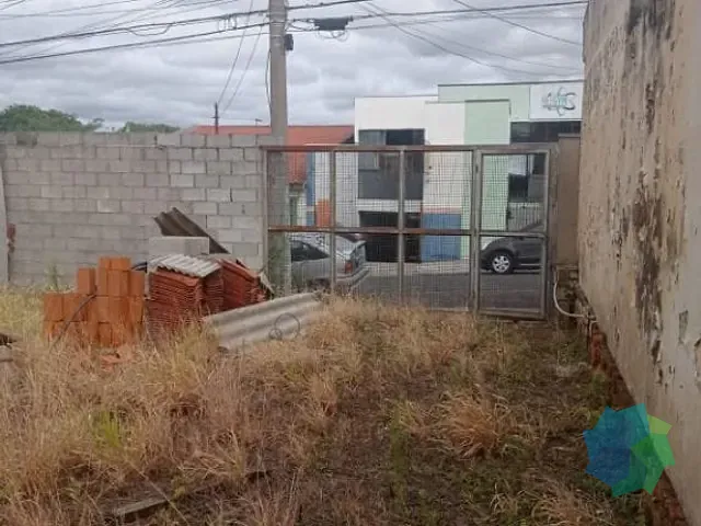 Terreno com 350m², à venda, no bairro Centro em Salto