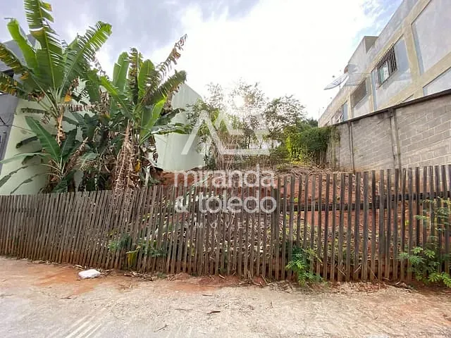 Terreno com 325m², à venda, no bairro Doutor Gilberto Machado em Cachoeiro De Itapemirim